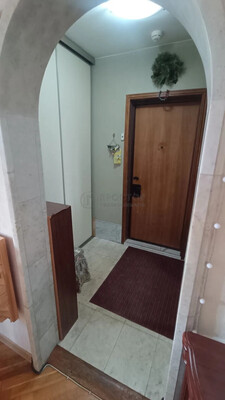 Продам трехкомнатную (3-комн.) квартиру, Боженко ул, 4, Москва г