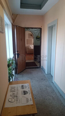 Продам трехкомнатную (3-комн.) квартиру, Боженко ул, 4, Москва г