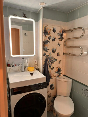 Продам двухкомнатную (2-комн.) квартиру, Профсоюзная ул, 136к3, Москва г