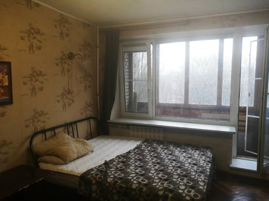 Продам однокомнатную (1-комн.) квартиру, Новоизмайловский пр-кт, 51, Санкт-Петербург г