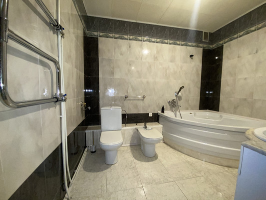 Продам двухкомнатную (2-комн.) квартиру, Горького ул, 76, Рязань г