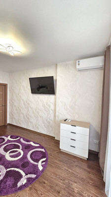 Сдам однокомнатную (1-комн.) квартиру, Магистральная ул, 11, Краснодар г