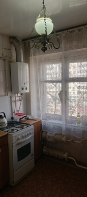 Сдам двухкомнатную (2-комн.) квартиру, Кольцовская ул, 27, Воронеж г