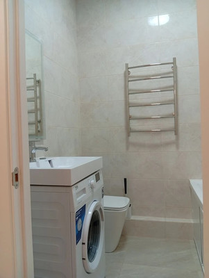 Продам однокомнатную (1-комн.) квартиру, Полковника Романова ул, 11, Нагорное п