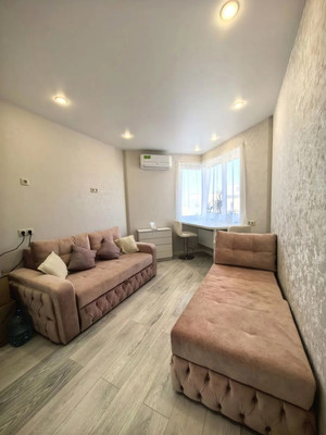 Продам однокомнатную (1-комн.) квартиру, Западный квартал (Купелинка мкр) ул, 7к1, Сапроново д