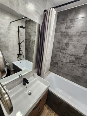 Сдам однокомнатную (1-комн.) квартиру, Ипподромный пер, 1к1, Санкт-Петербург г