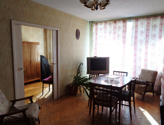 Продам трехкомнатную (3-комн.) квартиру, Григорина ул, 11, Гатчина г