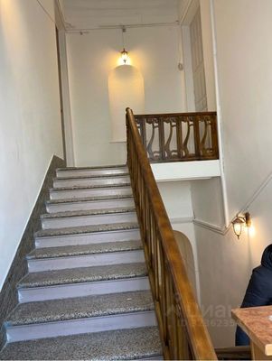 Продам двухкомнатную (2-комн.) квартиру, Пушкина ул, 11б, Симферополь г