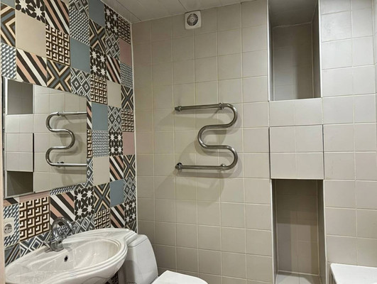 Продам двухкомнатную (2-комн.) квартиру, Ленина ул, 25, Октябрьский рп