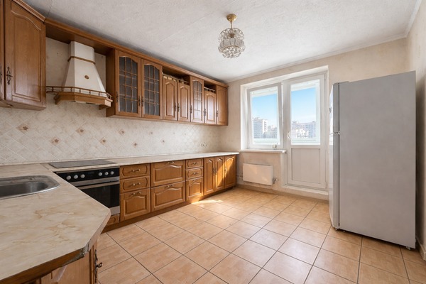 Продам трехкомнатную (3-комн.) квартиру, Павшинский б-р, 5, Красногорск г