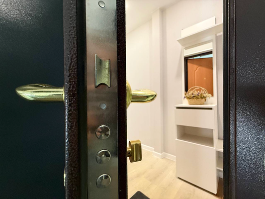 Продам однокомнатную (1-комн.) квартиру, Павла Мочалова ул, 4, Нижний Новгород г