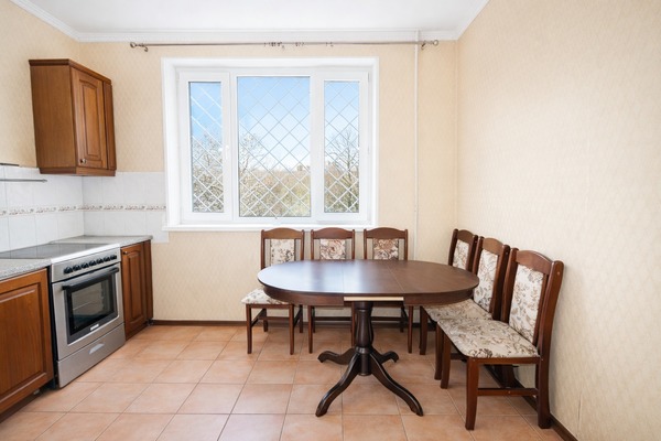 Продам трехкомнатную (3-комн.) квартиру, Генерала Кузнецова ул, 20, Москва г