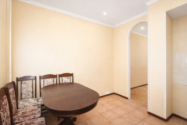 Продам трехкомнатную (3-комн.) квартиру, Генерала Кузнецова ул, 20, Москва г