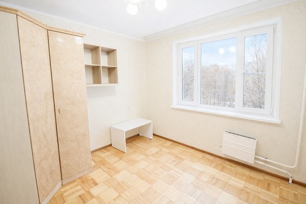 Продам трехкомнатную (3-комн.) квартиру, Генерала Кузнецова ул, 20, Москва г