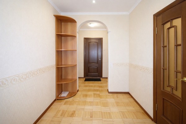 Продам трехкомнатную (3-комн.) квартиру, Генерала Кузнецова ул, 20, Москва г