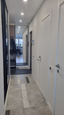 Продам многокомнатную квартиру, Лавриненко ул, 13к2, Москва г