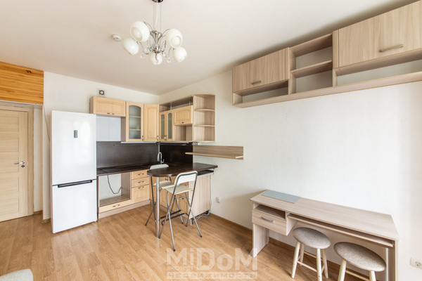 Продам однокомнатную (1-комн.) квартиру, Воронцовский б-р, 2, Мурино п