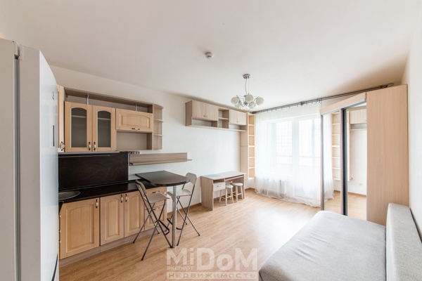 Продам однокомнатную (1-комн.) квартиру, Воронцовский б-р, 2, Мурино п