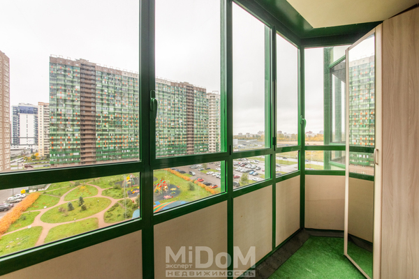 Продам однокомнатную (1-комн.) квартиру, Воронцовский б-р, 2, Мурино п