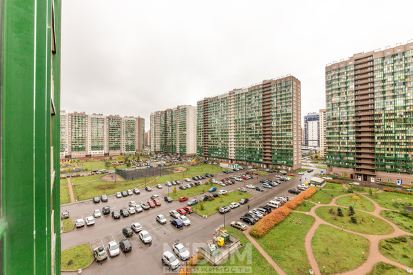 Продам однокомнатную (1-комн.) квартиру, Воронцовский б-р, 2, Мурино п