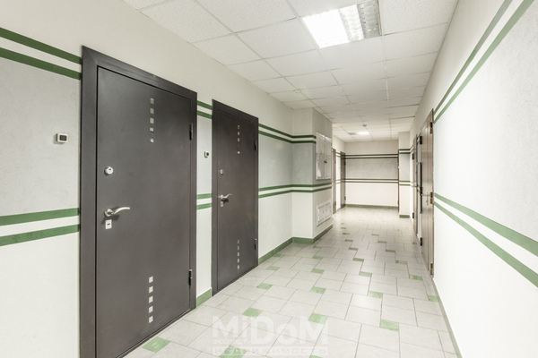 Продам однокомнатную (1-комн.) квартиру, Воронцовский б-р, 2, Мурино п