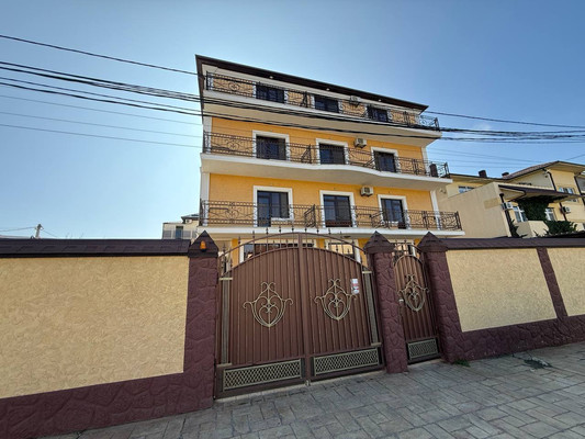 Продам однокомнатную (1-комн.) квартиру, Лазурная ул, 11, Витязево с