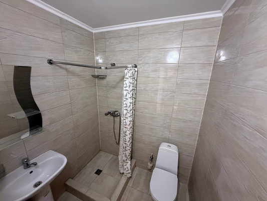 Продам однокомнатную (1-комн.) квартиру, Лазурная ул, 11, Витязево с