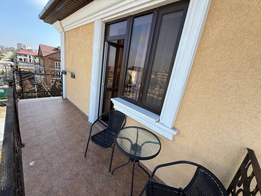 Продам однокомнатную (1-комн.) квартиру, Лазурная ул, 11, Витязево с