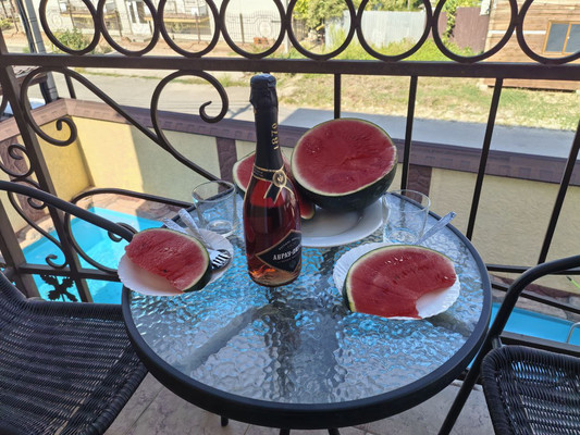 Продам однокомнатную (1-комн.) квартиру, Лазурная ул, 11, Витязево с