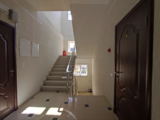 Продам однокомнатную (1-комн.) квартиру, Лазурная ул, 11, Витязево с