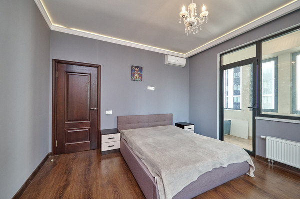 Продам трехкомнатную (3-комн.) квартиру, Кронштадтский б-р, 6к5, Москва г