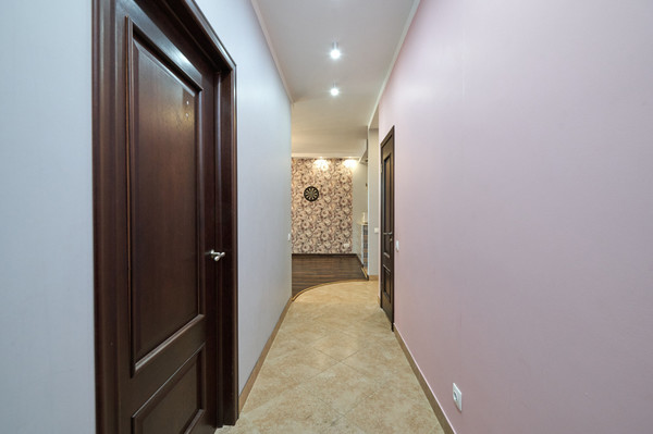 Продам трехкомнатную (3-комн.) квартиру, Кронштадтский б-р, 6к5, Москва г