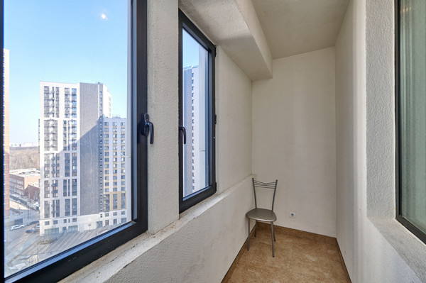 Продам трехкомнатную (3-комн.) квартиру, Кронштадтский б-р, 6к5, Москва г