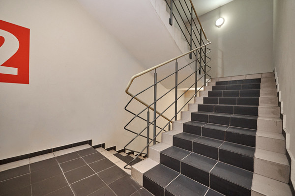 Продам трехкомнатную (3-комн.) квартиру, Кронштадтский б-р, 6к5, Москва г