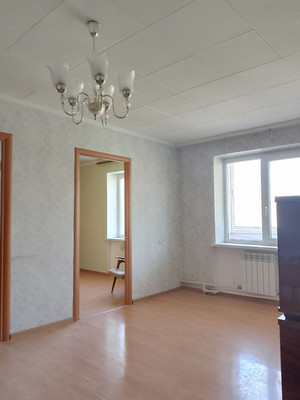 Продам трехкомнатную (3-комн.) квартиру, Таганрогская ул, 135/2, Ростов-на-Дону г