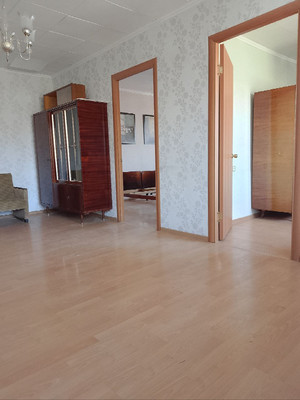 Продам трехкомнатную (3-комн.) квартиру, Таганрогская ул, 135/2, Ростов-на-Дону г