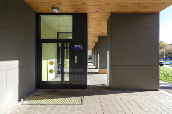 Продам однокомнатную (1-комн.) квартиру, Новочерёмушкинская ул, 56/3к4, Москва г