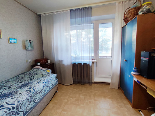 Продам двухкомнатную (2-комн.) квартиру, Ленинградская ул, 4, Костомукша г