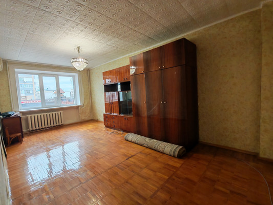 Продам двухкомнатную (2-комн.) квартиру, Ленина ул, 37, Майкоп г