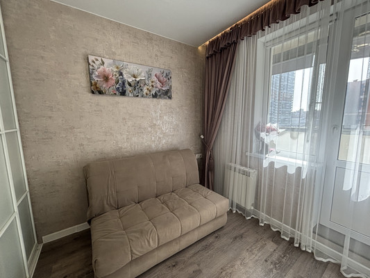 Сдам однокомнатную (1-комн.) квартиру, Плесецкая ул, 10, Санкт-Петербург г