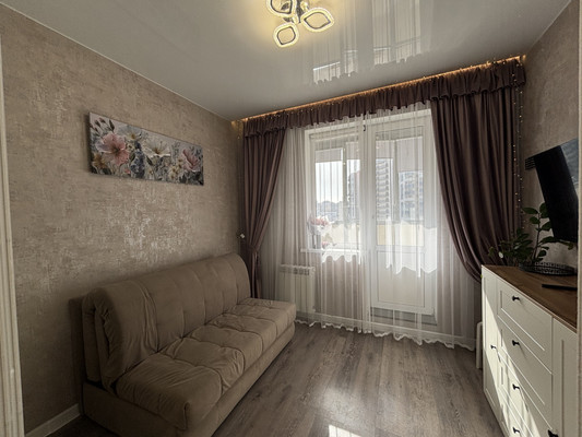 Сдам однокомнатную (1-комн.) квартиру, Плесецкая ул, 10, Санкт-Петербург г