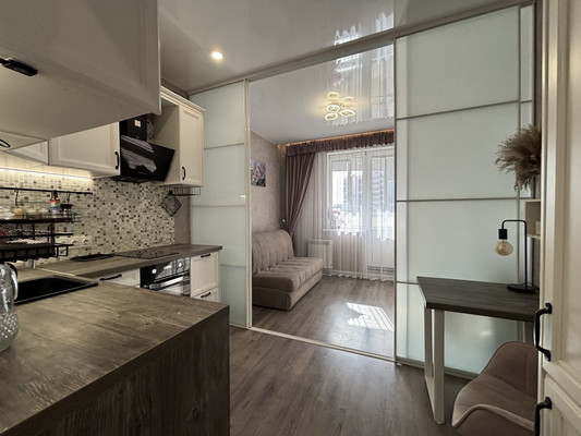 Сдам однокомнатную (1-комн.) квартиру, Плесецкая ул, 10, Санкт-Петербург г