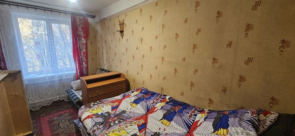 Продам трехкомнатную (3-комн.) квартиру, Кубинская ул, 40, Санкт-Петербург г