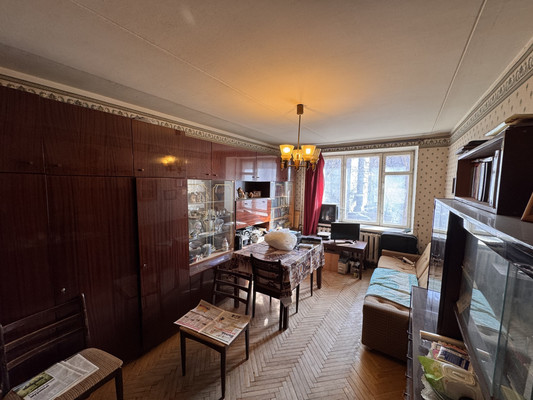 Продам двухкомнатную (2-комн.) квартиру, Измайловский б-р, 32/23к1, Москва г