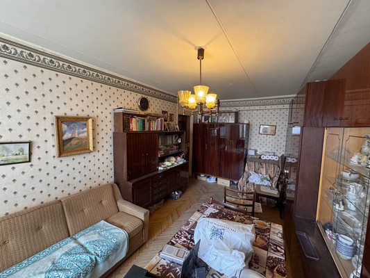 Продам двухкомнатную (2-комн.) квартиру, Измайловский б-р, 32/23к1, Москва г