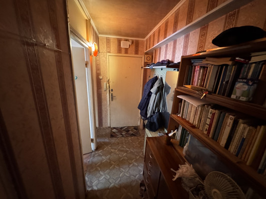 Продам двухкомнатную (2-комн.) квартиру, Измайловский б-р, 32/23к1, Москва г