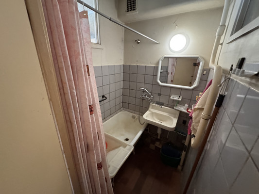 Продам двухкомнатную (2-комн.) квартиру, Измайловский б-р, 32/23к1, Москва г