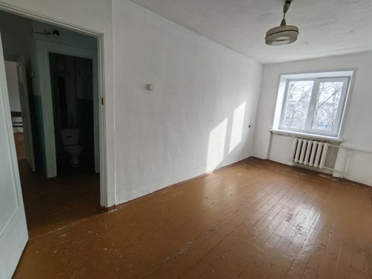 Продам двухкомнатную (2-комн.) квартиру, Климасенко (Заводской р-н) ул, 5к4, Новокузнецк г