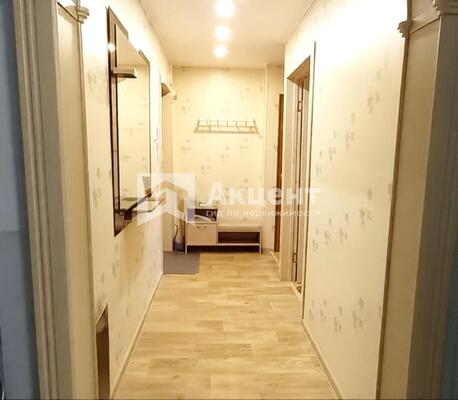 Продам трехкомнатную (3-комн.) квартиру, Текстильщиков пр-кт, 109Б, Иваново г