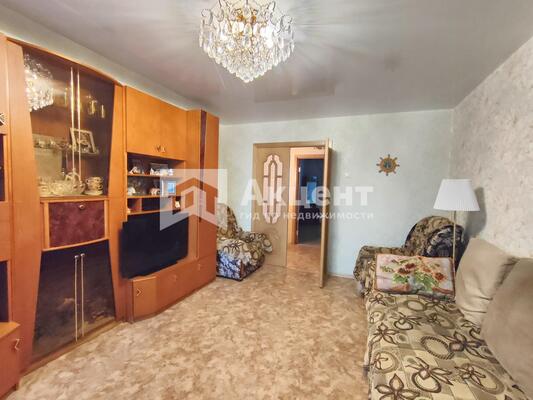 Продам трехкомнатную (3-комн.) квартиру, 3-я Чайковского ул, 6А, Иваново г